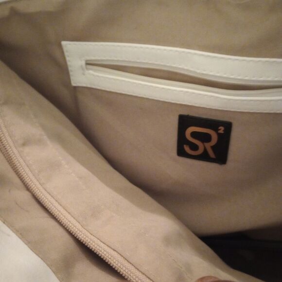 🆕👜SR2 Sondra Roberts Quilted Tote Shoulder Bag with Tassel - Picture 7 of 9